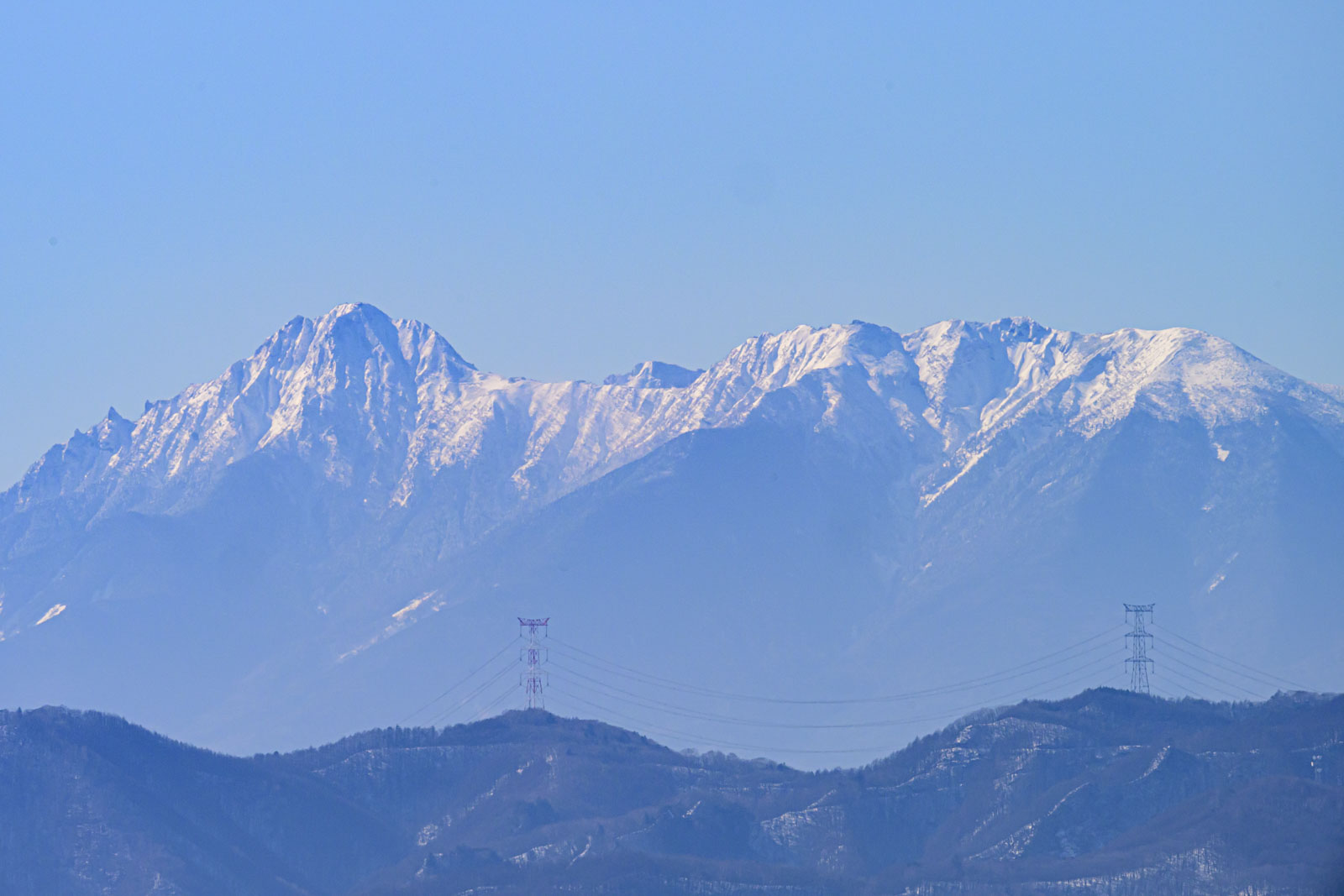 稲含山頂より八ヶ岳連峰へ